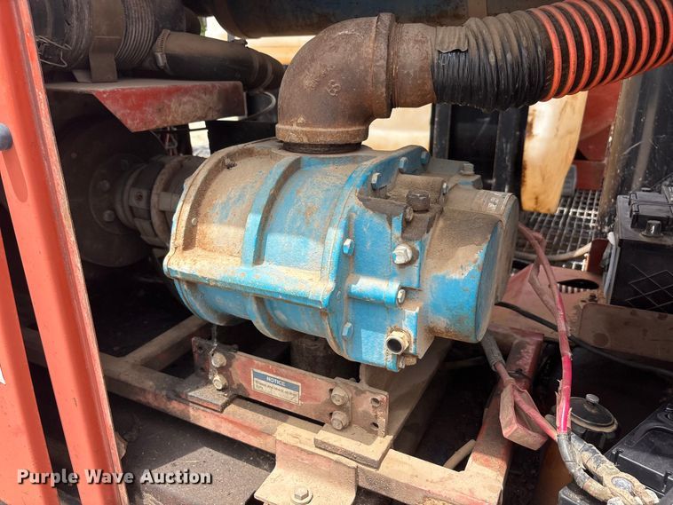image for item EU5787 Ditch witch Fx30 vacuum excavator