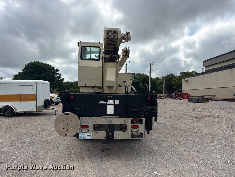 image for item EU5790 2006 Sterling L8500 Series crane truck