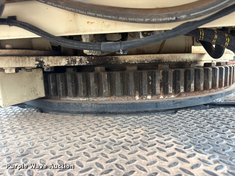 image for item EU5790 2006 Sterling L8500 Series crane truck