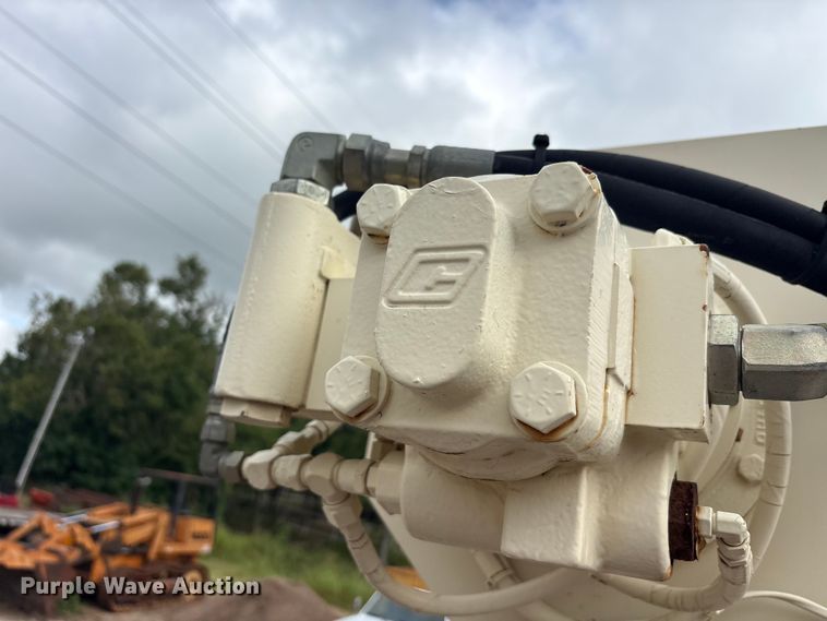 image for item EU5790 2006 Sterling L8500 Series crane truck