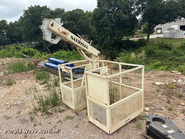 image for item EU5790 2006 Sterling L8500 Series crane truck