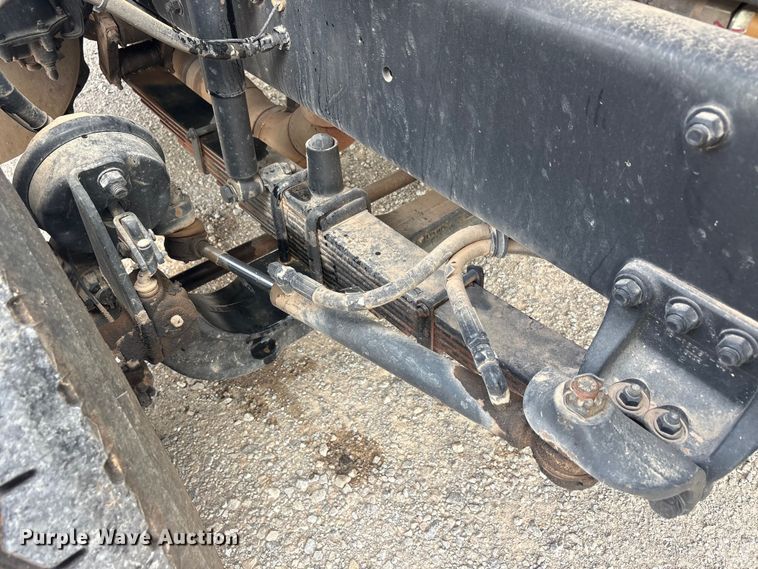 image for item EU5790 2006 Sterling L8500 Series crane truck