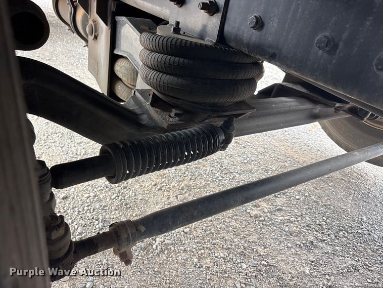 image for item EU5790 2006 Sterling L8500 Series crane truck