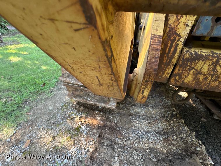 image for item EU5799 Komatsu D135A cable plow