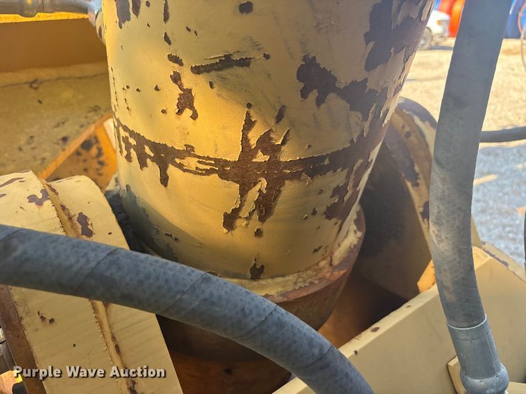 image for item EU5799 Komatsu D135A cable plow