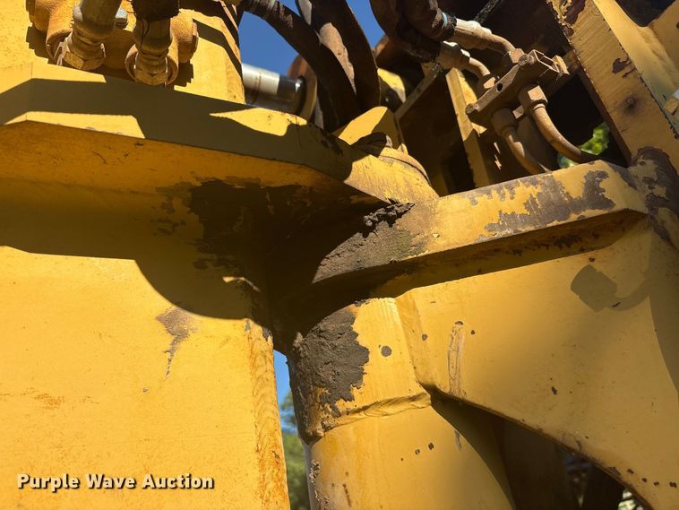 image for item EU5799 Komatsu D135A cable plow