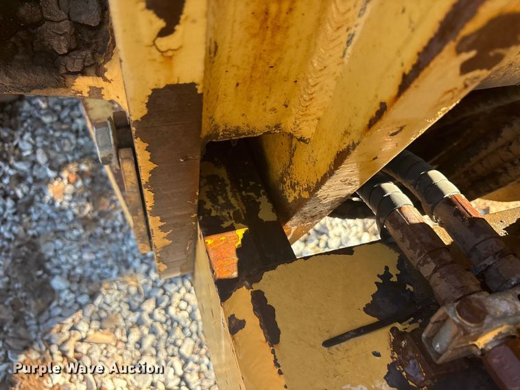 image for item EU5799 Komatsu D135A cable plow