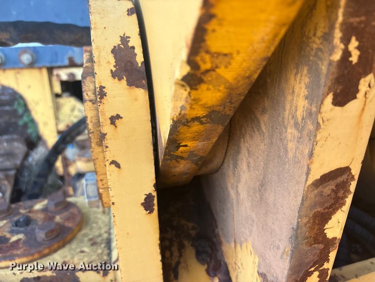 image for item EU5799 Komatsu D135A cable plow