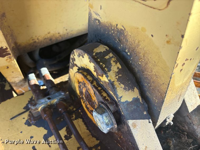 image for item EU5799 Komatsu D135A cable plow