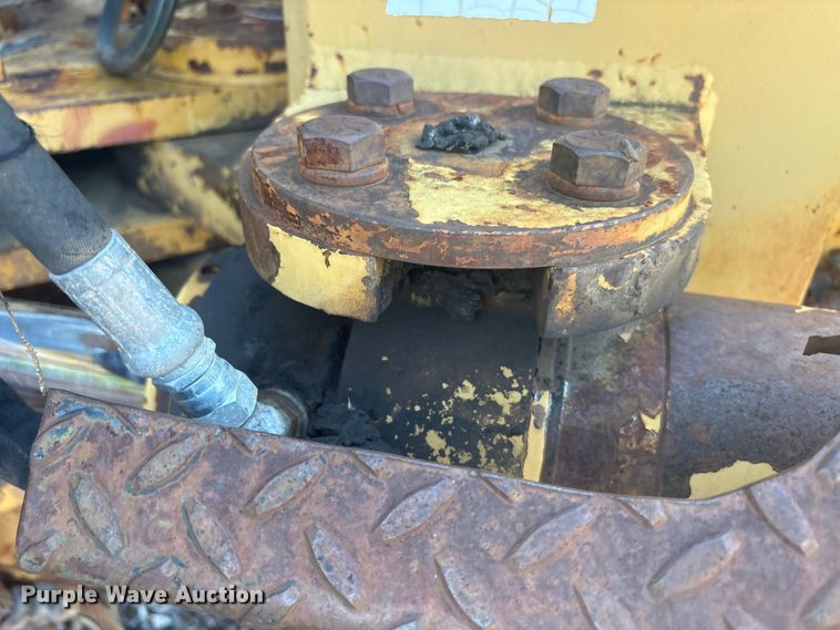 image for item EU5799 Komatsu D135A cable plow