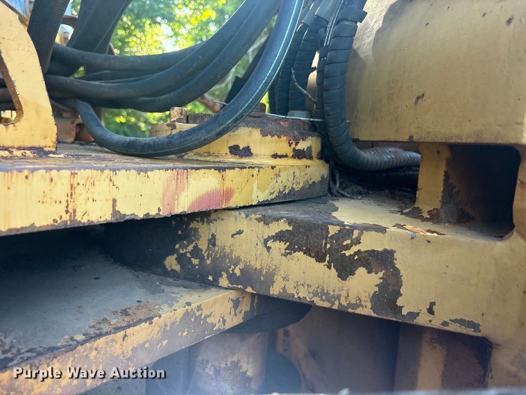 image for item EU5799 Komatsu D135A cable plow