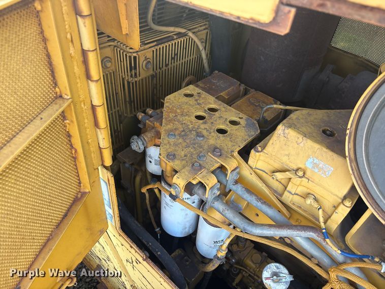 image for item EU5799 Komatsu D135A cable plow