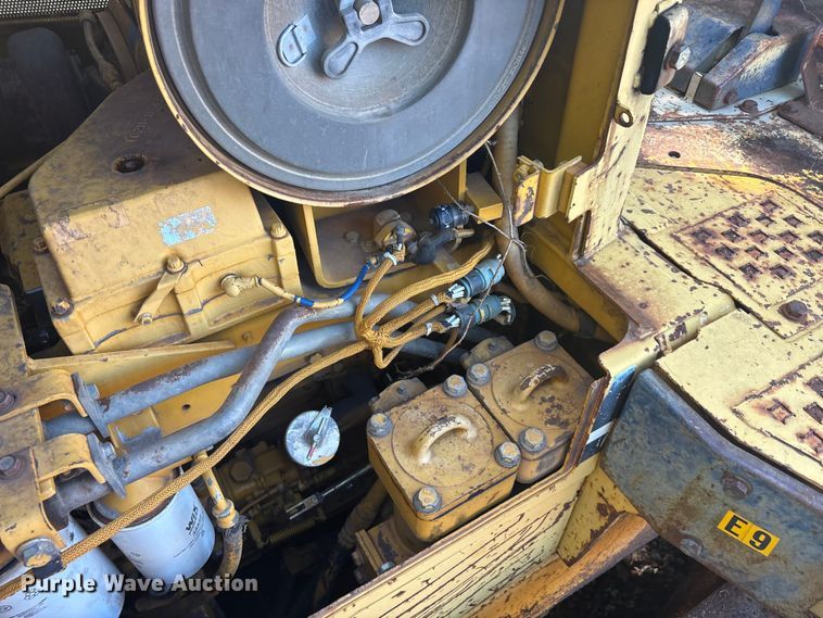 image for item EU5799 Komatsu D135A cable plow