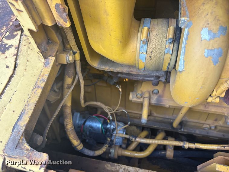 image for item EU5799 Komatsu D135A cable plow