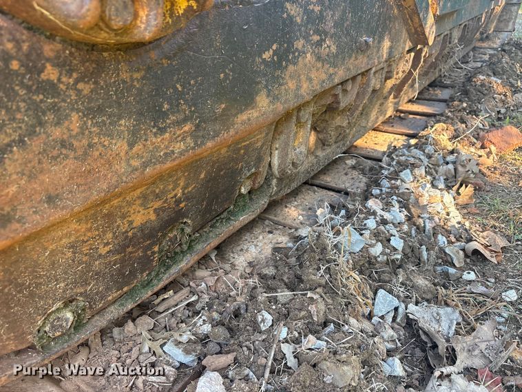 image for item EU5799 Komatsu D135A cable plow