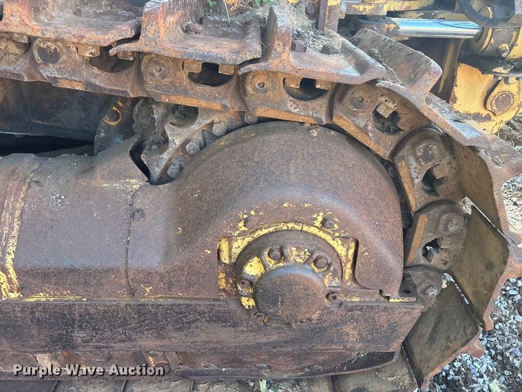 image for item EU5799 Komatsu D135A cable plow
