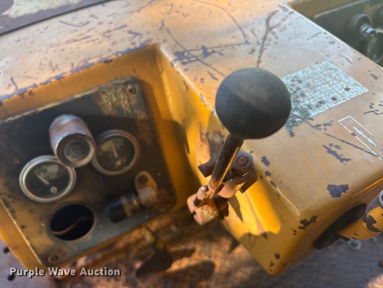 image for item EU5800 1978 Komatsu D53-16 dozer