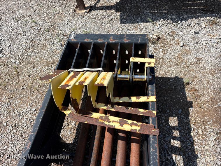 image for item EU5808 (2) Ditch Witch JT30/20 drill stem baskets