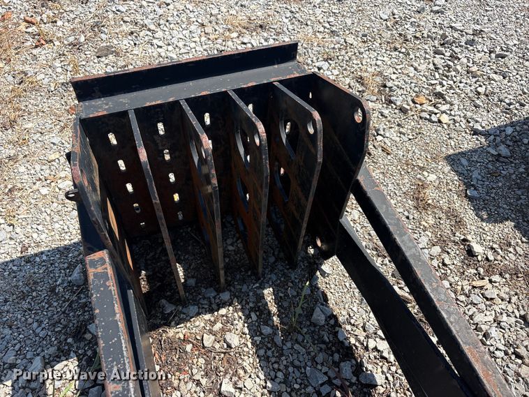 image for item EU5809 (3) Ditch Witch JT2720 drill stem baskets