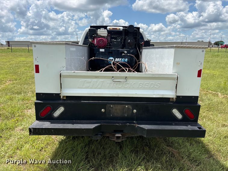 image for item EU5824 2013 Ford F250 Super utility bed pickup truck