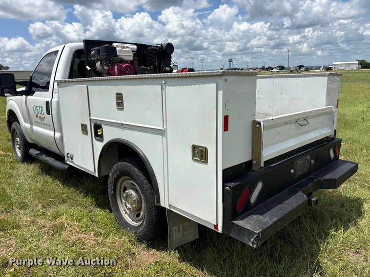 image for item EU5824 2013 Ford F250 Super utility bed pickup truck