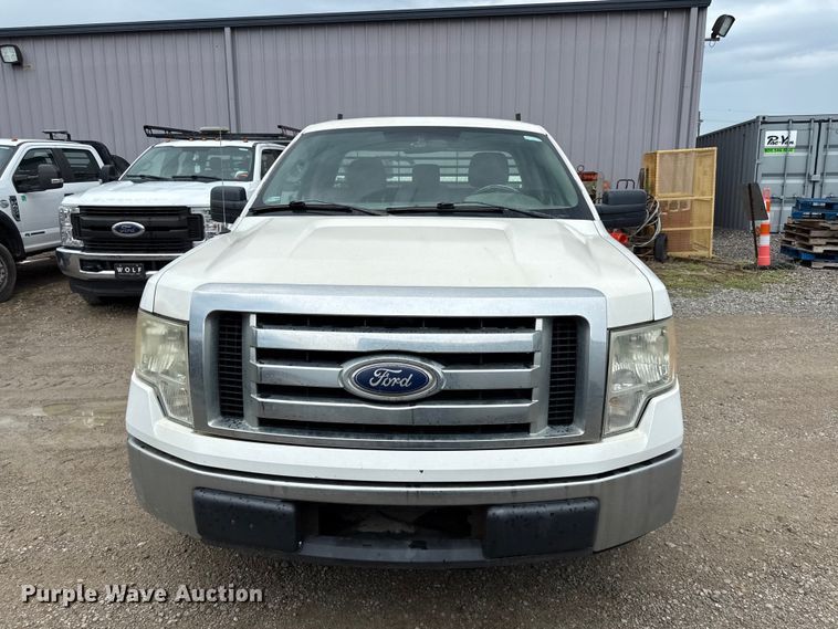 image for item EV6033 2011 Ford F150 XL pickup truck