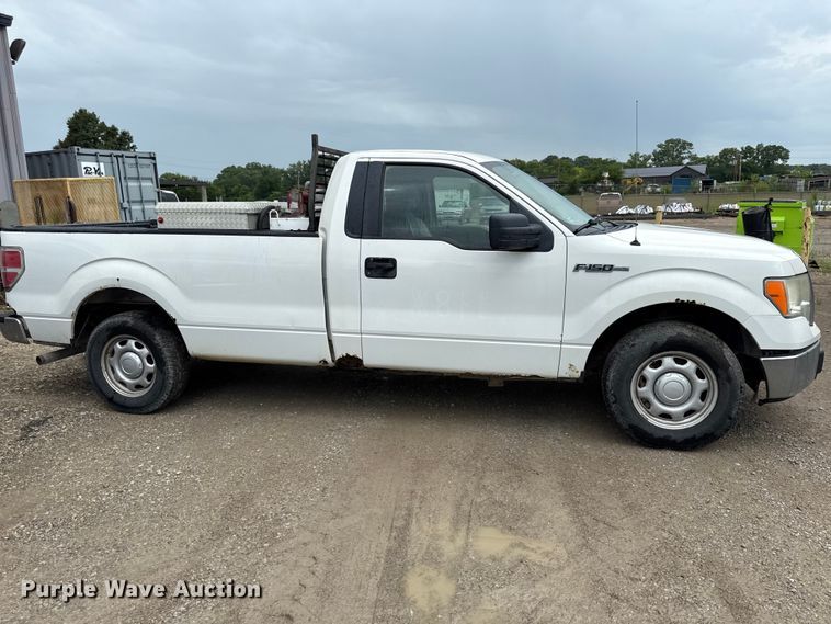 image for item EV6033 2011 Ford F150 XL pickup truck