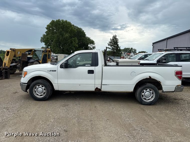 image for item EV6033 2011 Ford F150 XL pickup truck