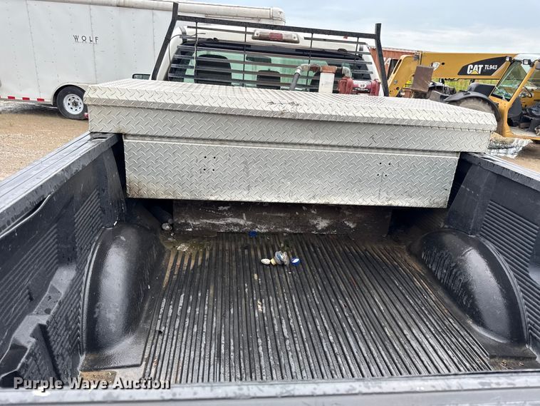 image for item EV6033 2011 Ford F150 XL pickup truck