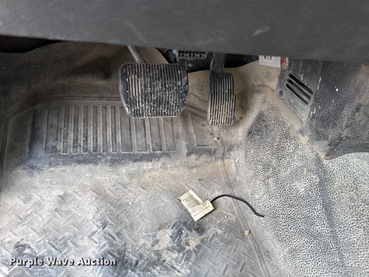 image for item EV6033 2011 Ford F150 XL pickup truck