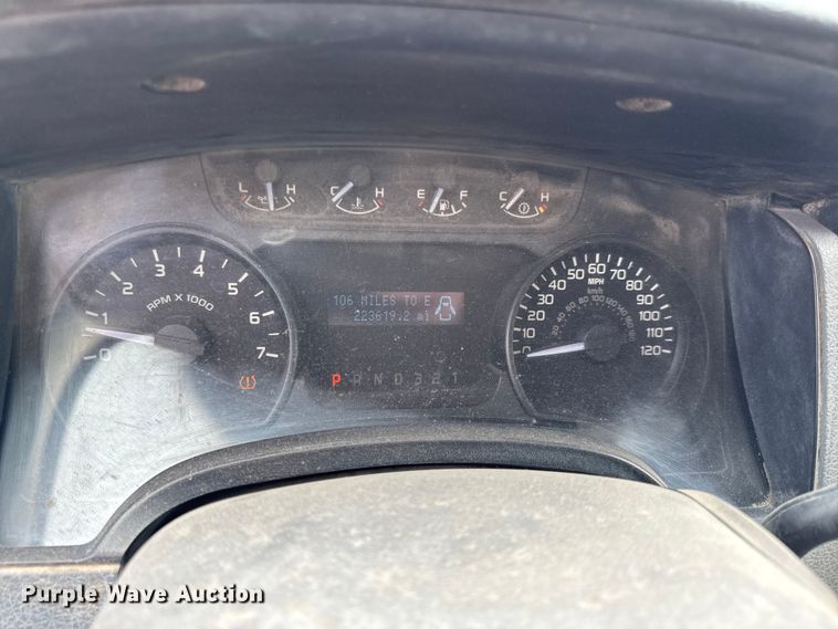 image for item EV6033 2011 Ford F150 XL pickup truck
