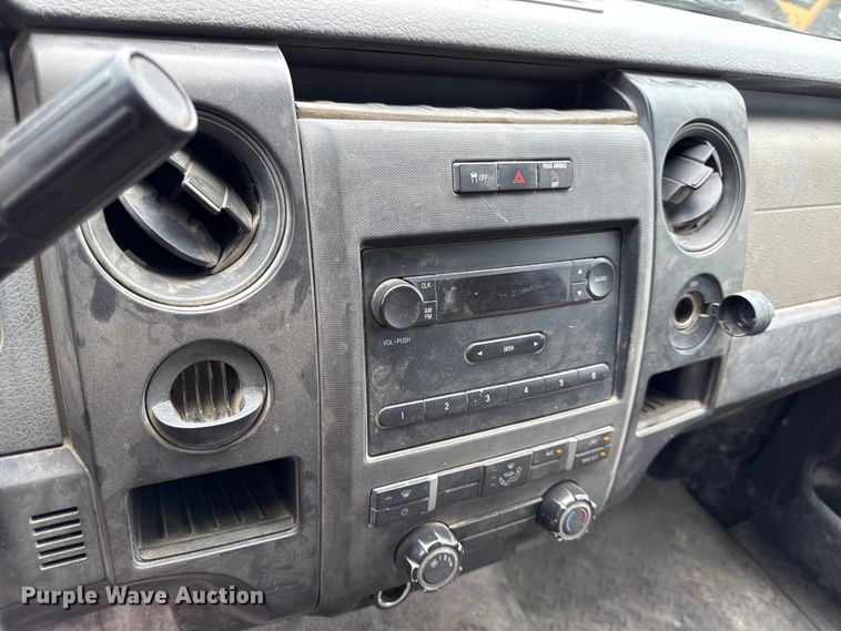 image for item EV6033 2011 Ford F150 XL pickup truck