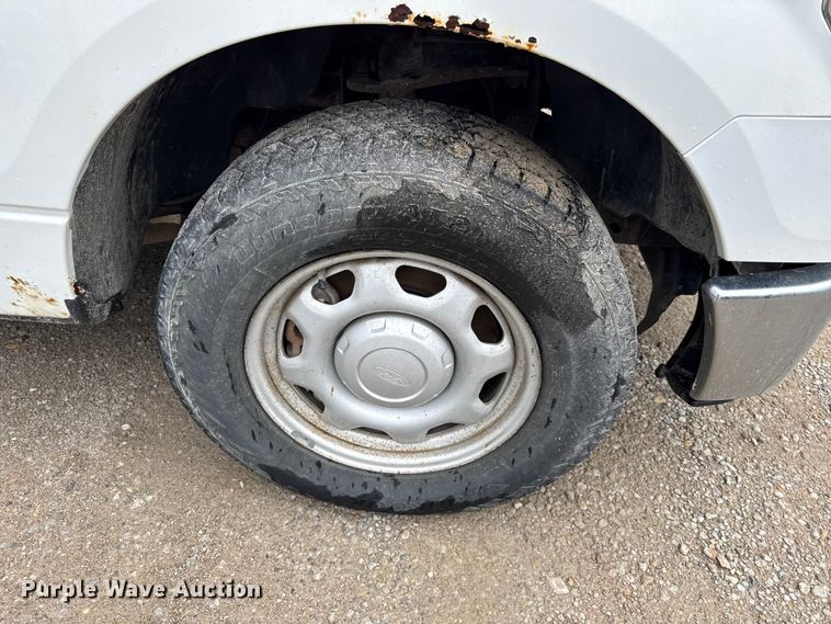 image for item EV6033 2011 Ford F150 XL pickup truck