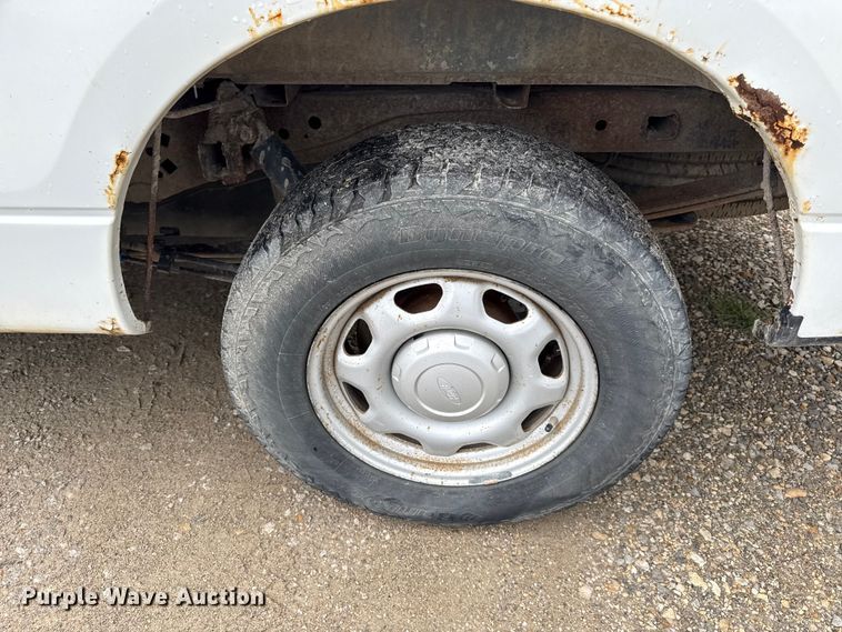 image for item EV6033 2011 Ford F150 XL pickup truck
