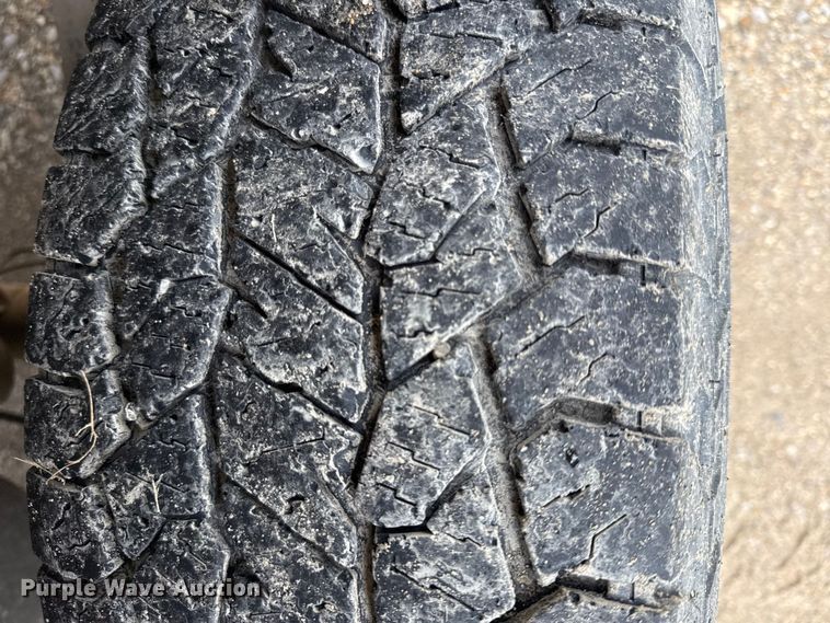 image for item EV6033 2011 Ford F150 XL pickup truck
