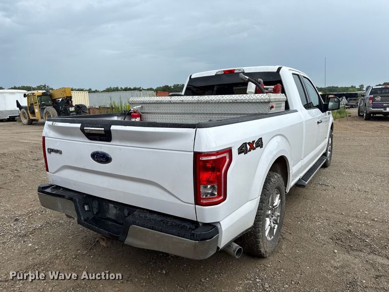 image for item EV6036 2015 Ford F150 XLT Ext. Cab pickup truck