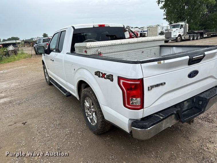 image for item EV6036 2015 Ford F150 XLT Ext. Cab pickup truck