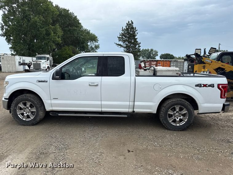 image for item EV6036 2015 Ford F150 XLT Ext. Cab pickup truck