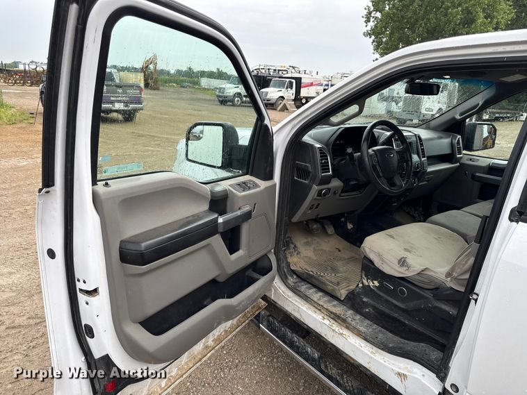 image for item EV6036 2015 Ford F150 XLT Ext. Cab pickup truck