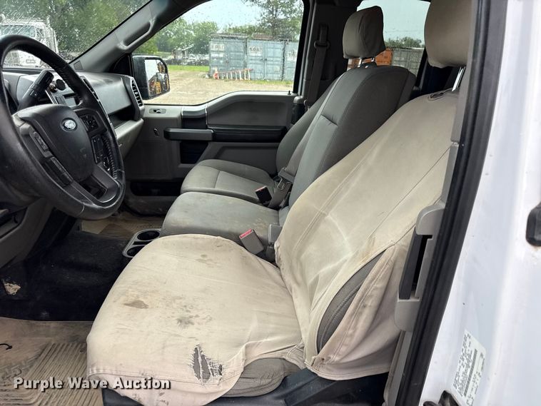 image for item EV6036 2015 Ford F150 XLT Ext. Cab pickup truck