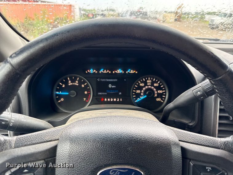image for item EV6036 2015 Ford F150 XLT Ext. Cab pickup truck