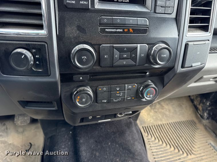 image for item EV6036 2015 Ford F150 XLT Ext. Cab pickup truck