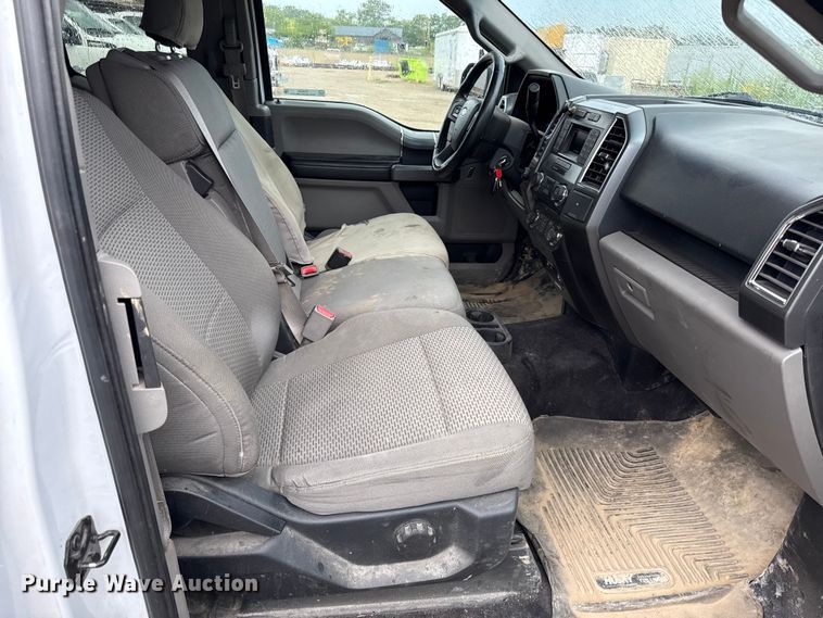 image for item EV6036 2015 Ford F150 XLT Ext. Cab pickup truck