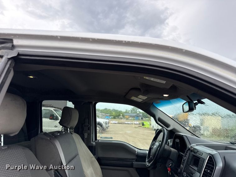 image for item EV6036 2015 Ford F150 XLT Ext. Cab pickup truck