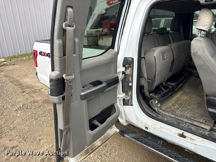 image for item EV6036 2015 Ford F150 XLT Ext. Cab pickup truck
