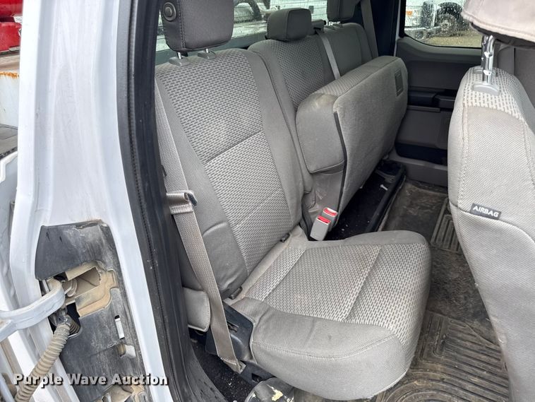 image for item EV6036 2015 Ford F150 XLT Ext. Cab pickup truck