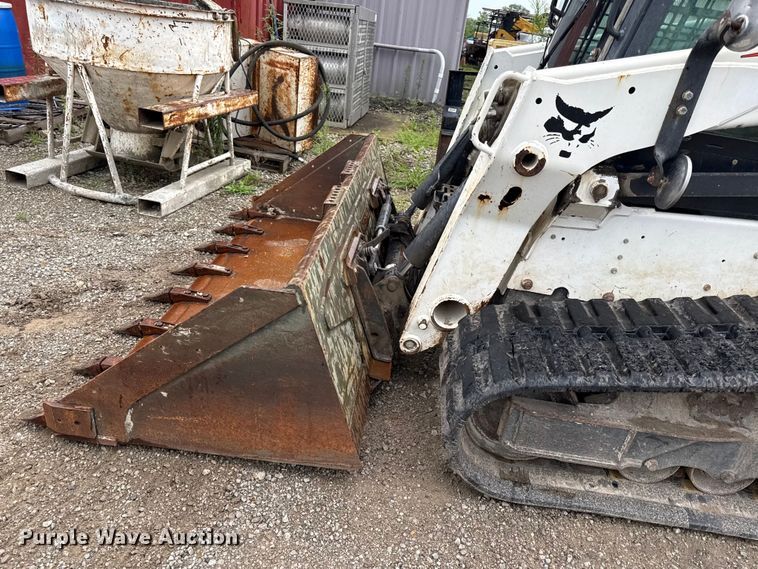 image for item EV6037 2016 Bobcat T750 tracked skid steer loader