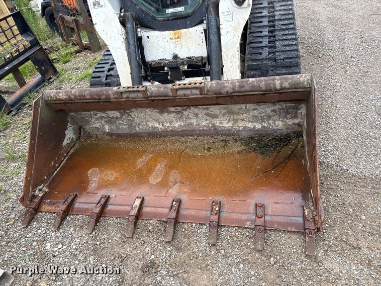 image for item EV6037 2016 Bobcat T750 tracked skid steer loader