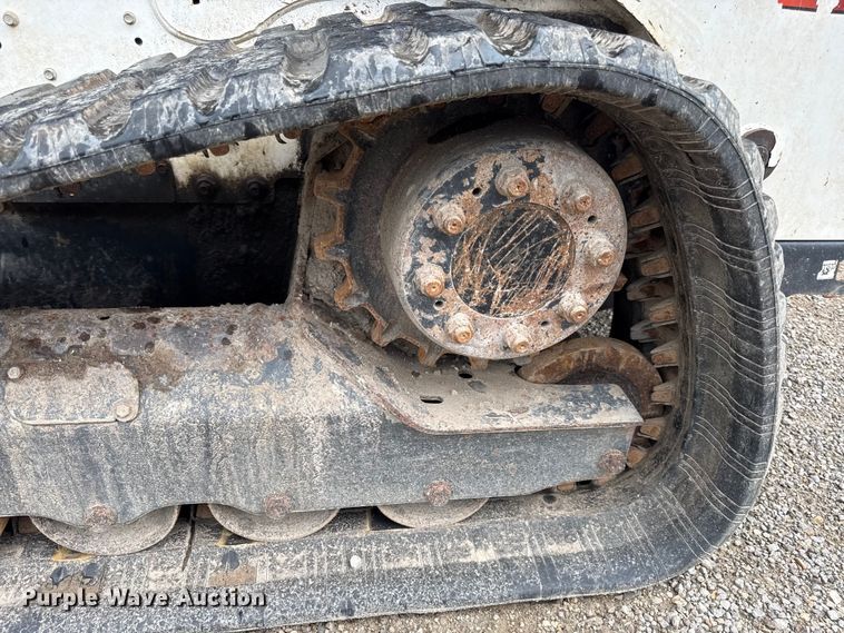 image for item EV6037 2016 Bobcat T750 tracked skid steer loader