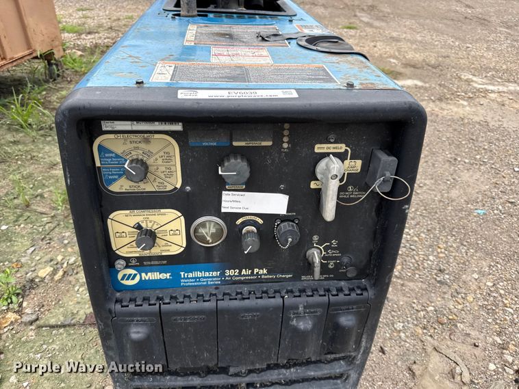 image for item EV6039 Miller Trailblazer 302 Air Pak welder/generator